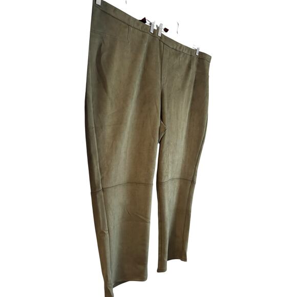 Isaac Mizrahi Live! Women’s Faux Suede Straight Ankle Pants Size 32W Olive - Picture 4 of 6